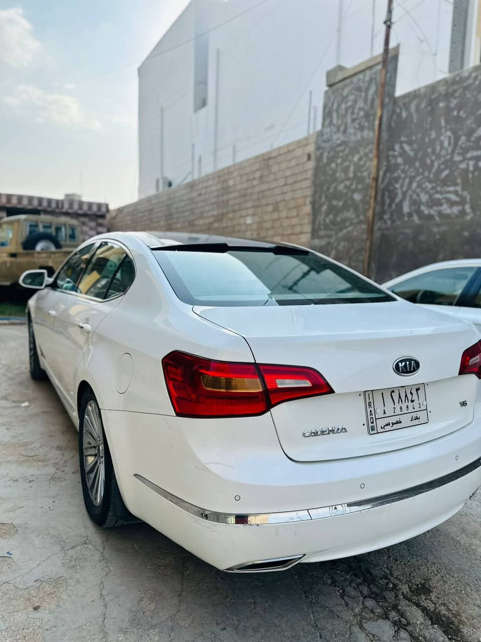 كادنزا 12 للبيع السياره جديده ماشيه 160 حقيقي السونار مرفق مع الصور اتصل وتدلل السعر 120 وبيها مجال ‭***********‬

