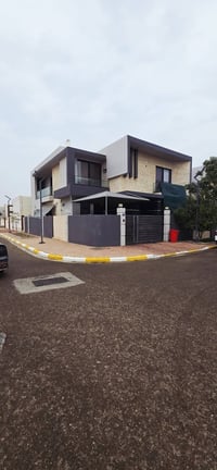 مجمع عمر الراوي • ٢٦٠م • مأجر