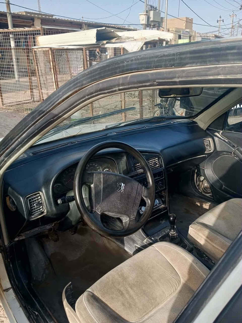 بيجو ٤٠٥ جي ال إكس مديل ١٠ كير ومكينه وحداديه مكفولات مداور ثاني يوم ٢٣ وبيه مجال ***********
