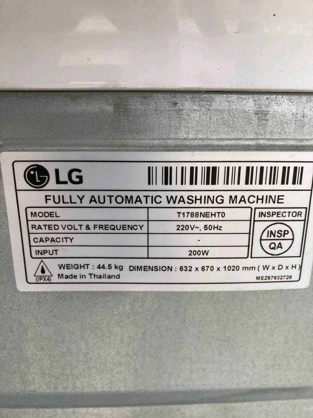غساله ال جي 17 كيلو 
نظام انفرتر اقتصادي نص امبير  تسحب 
نظيفه و شغاله وعلى الفحص
غراضها كامله 
ضمان اسبوع
السعر 250  الف
يوجد توصيل 
رقم الواتساب *********** 
ـــــــــــــــــــــــــــــــــــــــــــــــــــــ