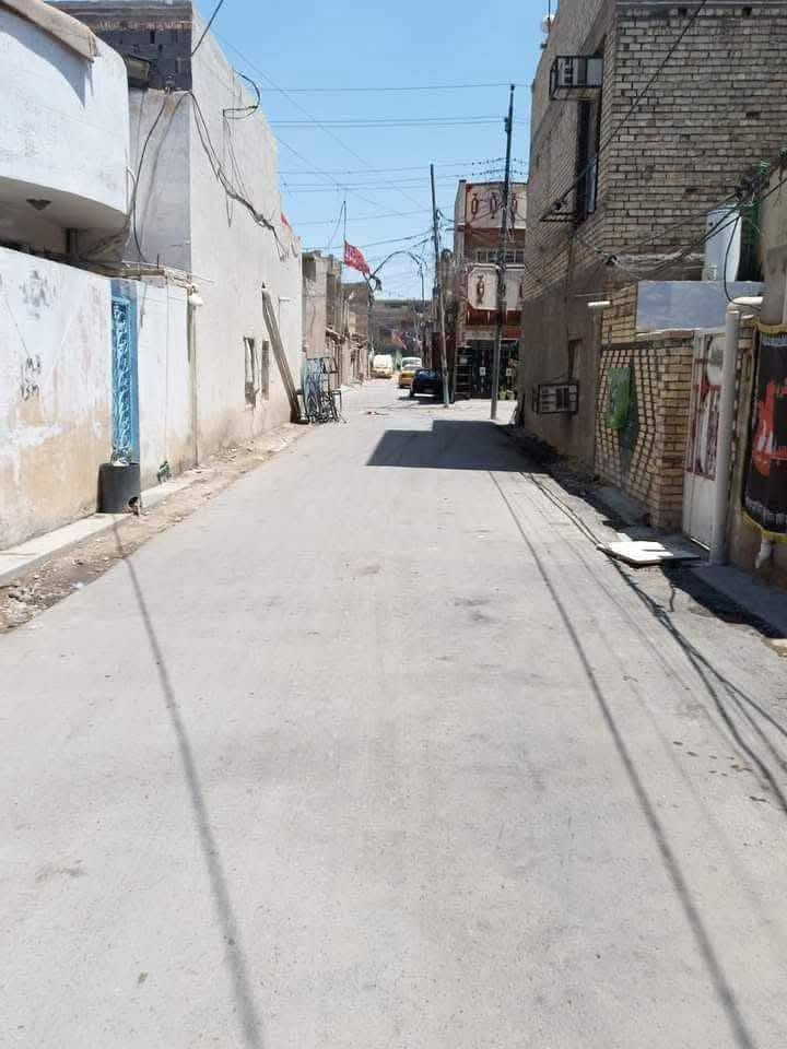 بيت للبيع........  منطقة الدسيـــــــم قرب اسواق جدو 📌
اول فرع عل يسرة....... 📍

بناء طابوك درجه اولى.......  صب مسلح....... سيراميك...... 

 السعر........،  48 وبي مجال قليل ***********
