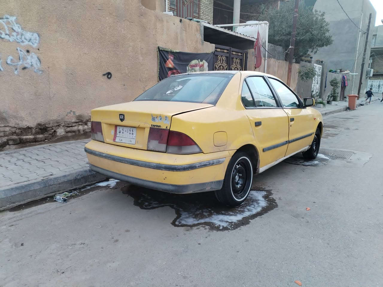 سلام عليكم سياره سمند للبيع او مراوس حسب القناعة سياره جاهزه خير من الله مكينه كير حداديه تخم تاير كفاله عامة راعيها ماواصله موديل 2006 سعرها 16والاستفسار على الرقم مكان السيارة واسط مامتواجد على   الفيس ***********
