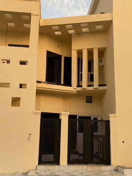 🔹 صبغ داخل وخارجي بجميع أنواعه
🔹 ديكورات جدران – أحدث التصاميم
🔹 معالجة التشققات والرطوبة قبل الصبغ
🔹 اختيار ألوان احترافية تناسب بيتك
🔹 تنفيذ سريع بدون فوضى وبأعلى جودة

للحجز والاستفسار:
📞 ***********
📞 ***********
