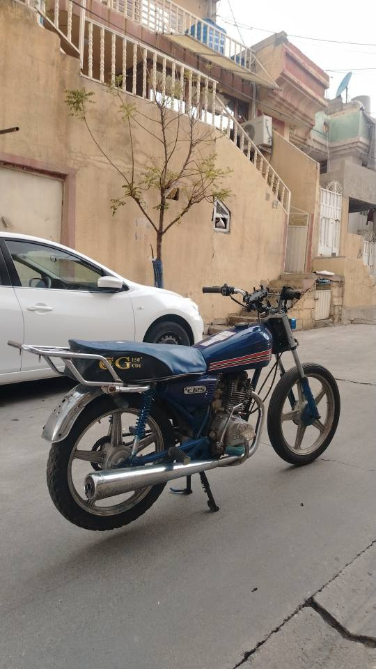 بۆ فڕۆشتن مەکینە 150 تەنکی و کوشنی تازەی لەسەرە
بستۆنی شکاوە ئاوا ئەی فڕۆشم
190 هەزار
سلێمانی
*********** السليمانية, العراق
