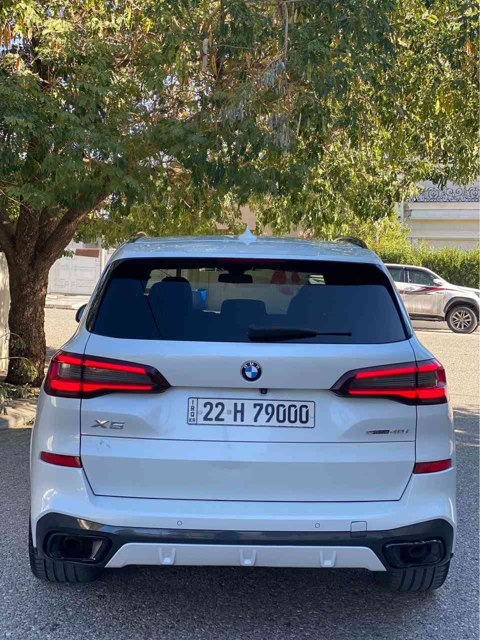 BMW X5 
‎2021رقم اربيل
‎ بلاد M package  
‎ماشية90 الف مايل
‎كامل مواصفات بانوراما كشنات مساج
‎داخل مشمشي كشنات تدفئة خزن ميموري سيت 
‎ويل تو سايز بلادي 22
‎السيارة جديدة جدا اعلى مواصفات بال 6 سلندر توين توربو 
‎فقط بوند وايرباك ستيرن 
‎مكان السيارة اربيل
‎ السعر:360$ ورقة وبيها مجال 
‎للمعلومات:
***********
***********
‎تحياتي للجميع أربيل, العراق
