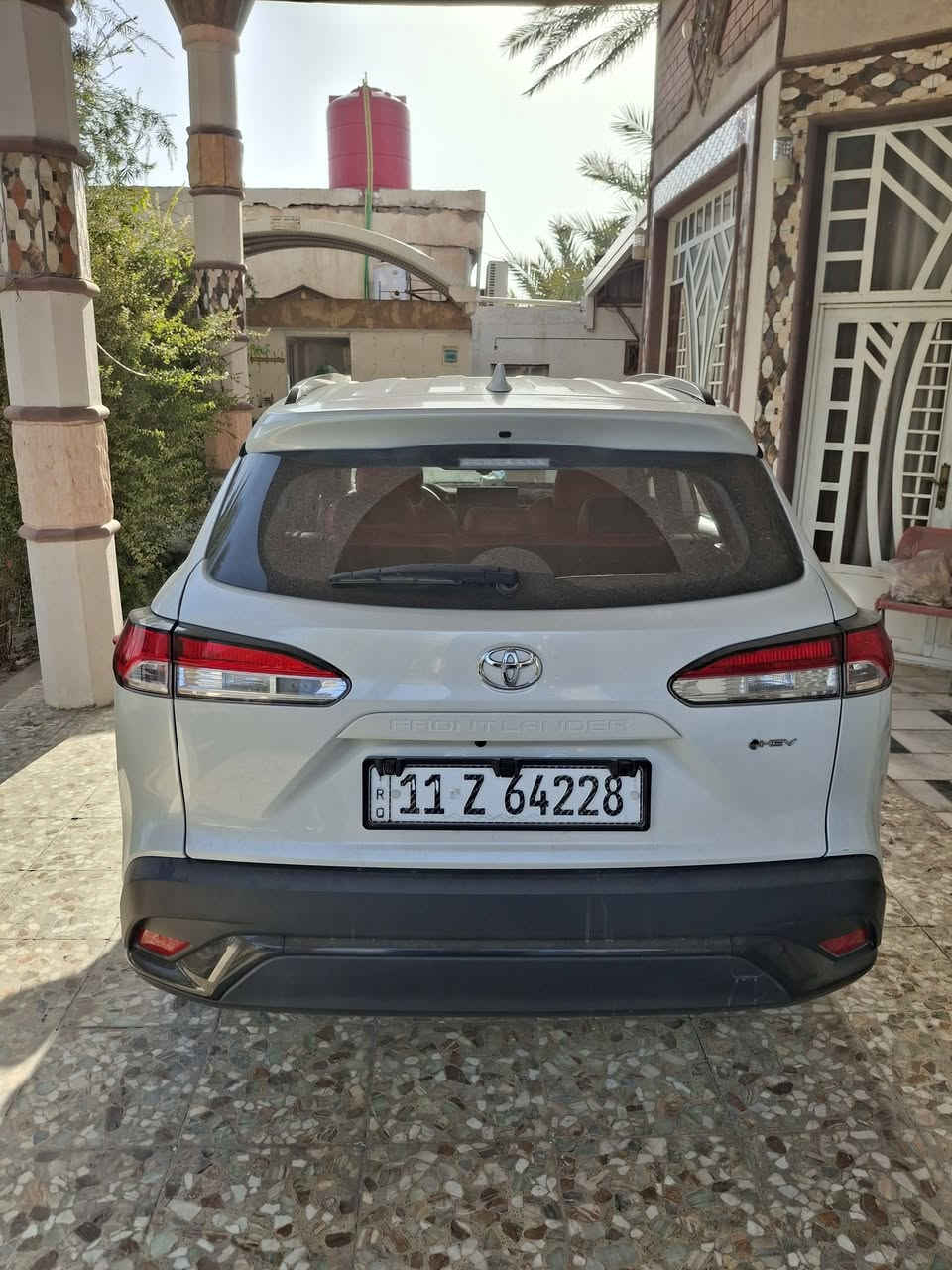 تيوتا فوتلاندر 2025
رقم بغداد الدولي تحويل مباشر 
حجم المحرك : 4 سلندر 2000 هايبرد 
عداد المسافه : 28 الف km
المواصفات .. 
بصمة تشغيل وابواب - فتحة سقف 
رادار امامي مانع تصادم 
مقاعد جلد لونين - شاشه كار بلي 
كامره خلفيه - تحكمات ستيرن - مثبت سرعه
سايد بريك كهرباء - اوتو هولد - اشاير مري

السياره كفاله عامه السعر 26 مليون مع مجال بسيط 
للاستفسار الاتصال
*********** 
كربلاء  __  طويريج
