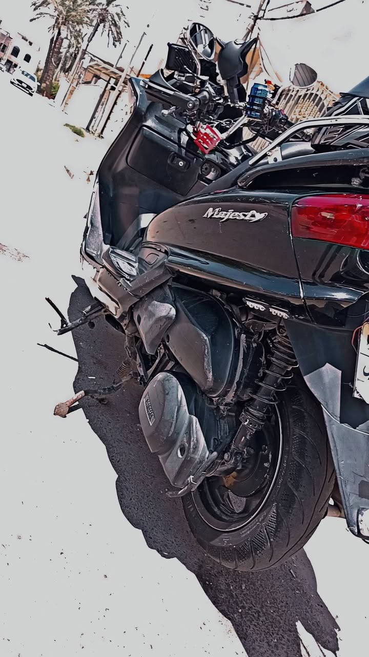 الهم صلي على محمد وآل محمد مراوس فقط من رخصت الدمن 
ماجسته دبل رون محرك 250cc خير من الله دراجه مناقصه شي شلعه ومعدل تبارك الرحمن عن حلال ول حرام بيه بس شغلتين تجفيت دبل مامي وكلج خلفي اما عن كهربائية كله شغاله مزوده بل کامل من زنون ونشرات وشاحنه وحامل كواب ثنين وحامل هتف مري

نیکل ستند حساس ستند تعليك قفل جكمجه شعال قفل صندوق شغال قفل ستيرن شغال وراق جاهزه کله

مكاتبه سوي وياك دراجه ما مثره من ناحيت دبلات

وكلج خلفي مشيه ورزانته حلوه وشلعته حلوه معدله

خير من الله مراوس فقط رید نفس نضافه بس غير لون عندك بدون تزويد اسلمك بدون تزويد عندك مزود انطيك ممزود لين الغراض مكلفتني مانت الله ورسوله 
رقم هاتف *********** مكاني بغداد
