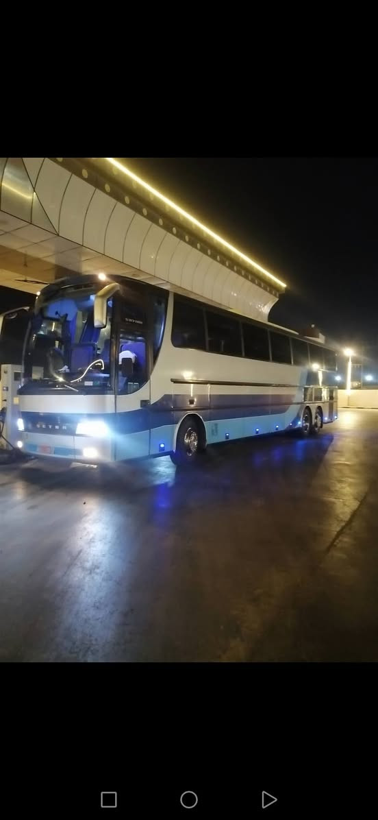 السلام عليكم ستره البيع
رقم ستره 2002 نكليزي نجف رصاصي ملون
كشن قبضتين ***********
