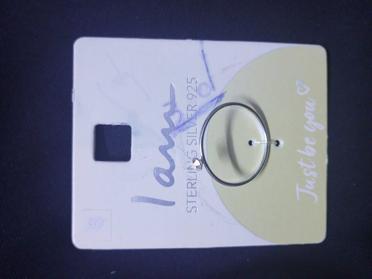 اكسسوارات مشكل طلاء ثابت وسل ستيل وحجر وفضه مختوم الماني وساعات 3قطع


**إذا كنت صاحب هذا الإعلان وتريد حذفه لأي سبب، رجاءا أرسل رسالة إلى الدعم الفني**