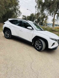 ال24 التوسان فول عدا الفتحه الكفاله عامه الرقم بغداد ماشيه 15الف حقيقي...