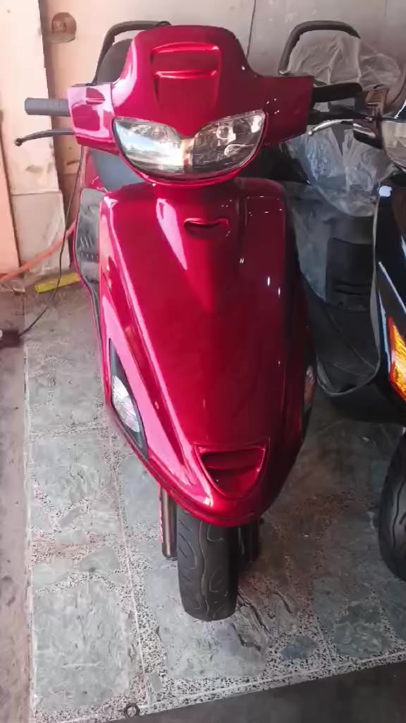 يالله تم وصول وجبه جديدة من الدراجات الفراشه
أسعارهن مختلفه تبدأ من ٥٠٠ فما فوق 
 يوجد صالنصات حاويه سعرها ب٢٠ ويوجد صالنصات نظاف ب١٠ ويل وتاير ب٢٥ وبس تاىر ب٢٥ ويوجد تايرات نظاف ب١٠ اسعارنا تحت السوق ولا يوجد توصيل ل اي محافظة 
نجف كوفه حي ميسان شارع عوده مقابيل مخبز بركات السجاد ع ***********
