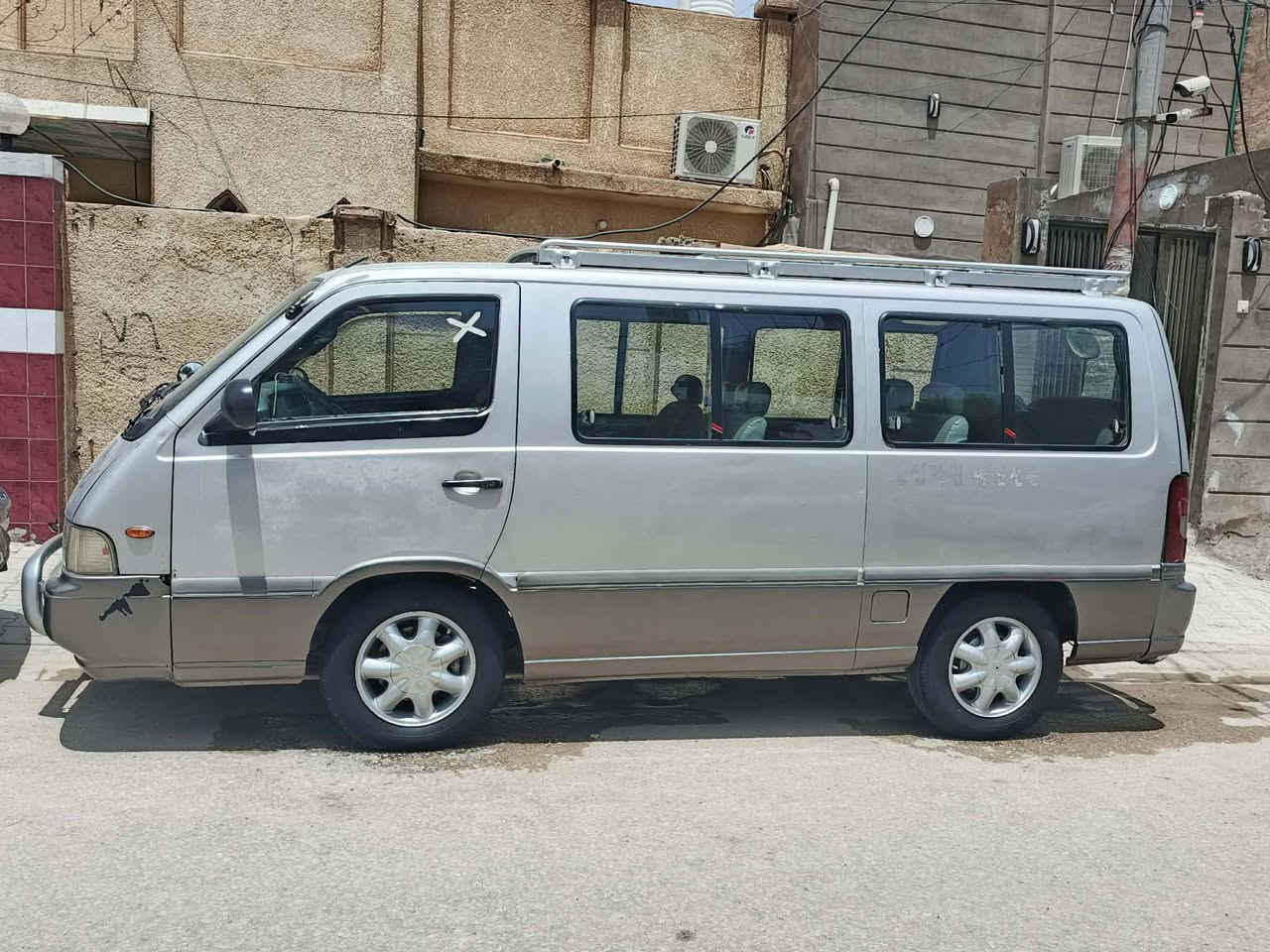 السلام عليكم استانا لبيع مديل 95
سنويه لل29 سياره بلاديه كير مكينه حداديه جديد تخم 
تاير السعر 65 وبيها مجال 
***********
