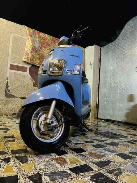 عندي بوليسي نضيفه اي نقص مابيهه مكينه بلاديه شغاله سلف وهندر شلعه ومعدل كهربائياتهه كله شغاله المكان بغداد الحسينيه مال الراشديه السعر 950 الشراي يخابر وهذه رقمي ***********
