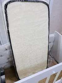 سرير اطفال • دوشك جديد • محاويل
