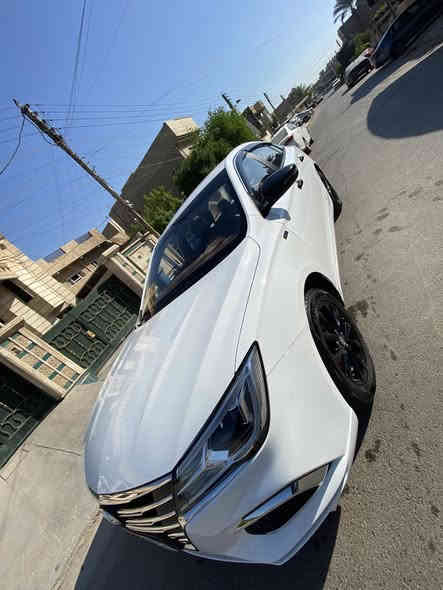 السلام عليكم
MG 5. 2025 رقم اربيل
السيارة فئة الاستندر 
الداخل أبيض 
فول تحكمات ستيرن
نظام سنتر لوك
ماشية 24 الف 
بيه طخه بارد جداً خفيفه بالجاملغ الامي ومصلحه 

الاضافات للسيارة .
زنون + كامرة خلفية اصلية + دوشمة مخمل.

السعر / 109$ وبيها مجال .
العنوان: بغداد / العامرية
للتواصل: *********** متواجد واتساب
