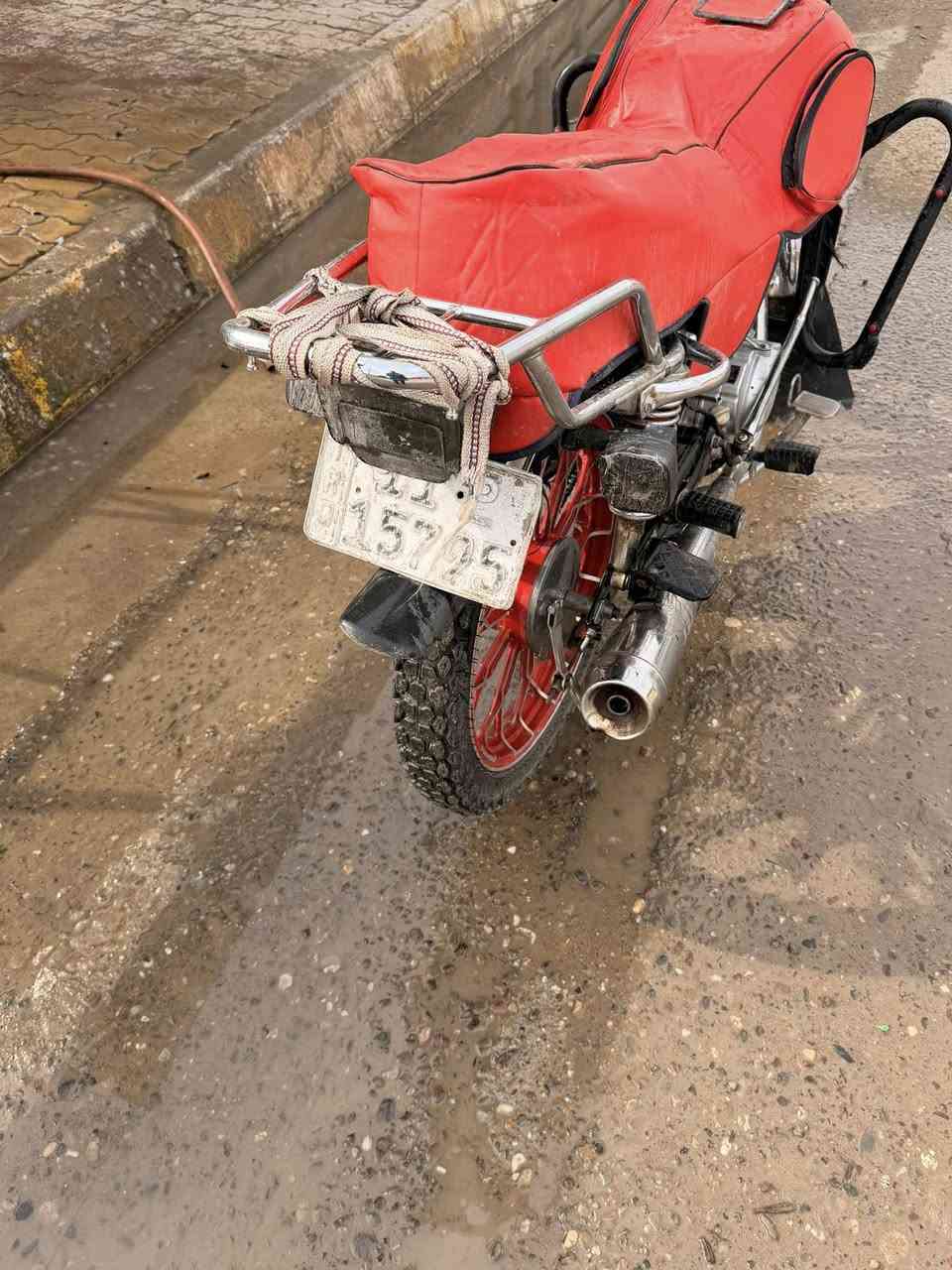 سونلك مرقم بغداد سنويه ب اسمي تحويل ثاني يوم مشروع وطني للبيع نضيفه حيلل وجاهزه من كلشي مابيها نقص ابد شغل وبوحهك هزه وبصمه 
سعر 9$ 
9ورقات 
1350 وبيها مجال 
مكاني صلاح الدين بيجي واكدر اجيبها لبغداد
 بس تدفع كروه النقل 
للاستفسار اكثر 
*********** 
بي واتساب هم
