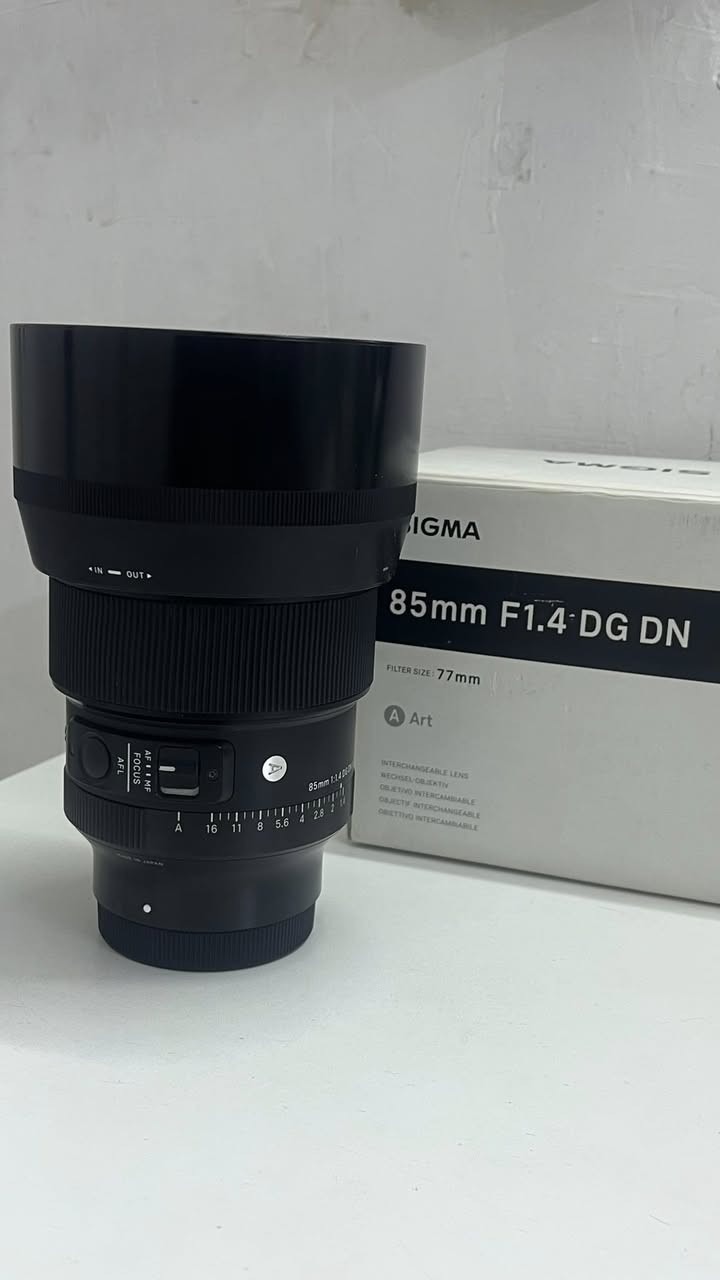 السلام عليكم عدسة 85mm f 1.4 سيگما
للبيع سعـرها مـليـون ، 
مكانـي نـجـف توصيـل ماعنـدي ..


**إذا كنت صاحب هذا الإعلان وتريد حذفه لأي سبب، رجاءا أرسل رسالة إلى الدعم الفني**