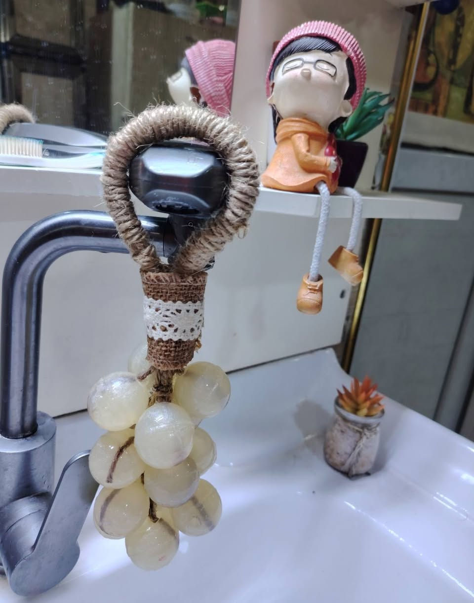 بنات متوفر صابون ع شكل عنقود عنب يجنن شكلاً وعطراً
بنات عطرة فواح ويترس المكان كلش طيب😍
هذا غير شكلة المميز سعر 5 الاف فقط ❤️

توصيل متوفر كل محافضات 3 الاف شتنتضرون لتفوتون عرض رمضان 😍😍😍


**إذا كنت صاحب هذا الإعلان وتريد حذفه لأي سبب، رجاءا أرسل رسالة إلى الدعم الفني**