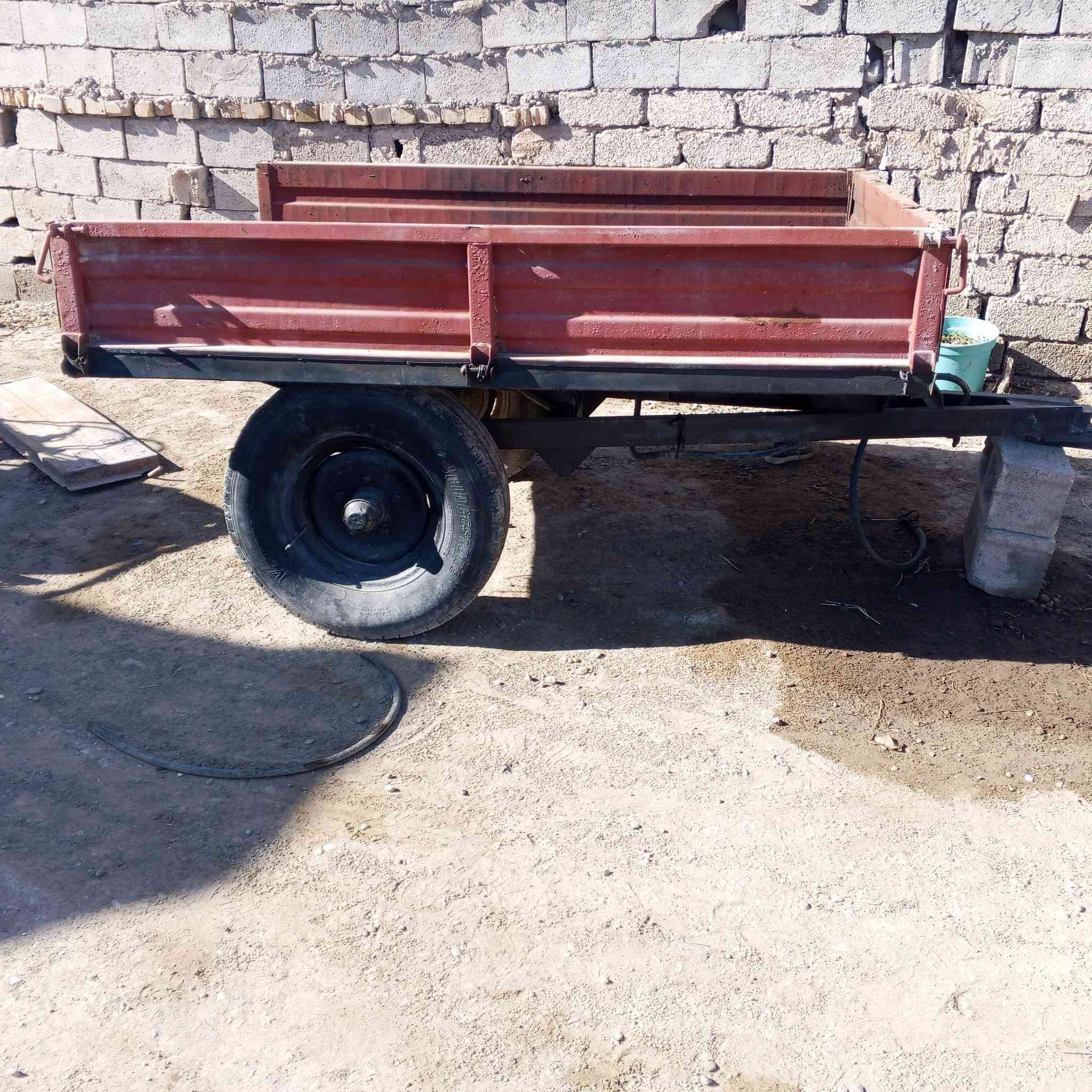 سلام عليكم للبيع عربانه الاستفسار على رقم ***********
