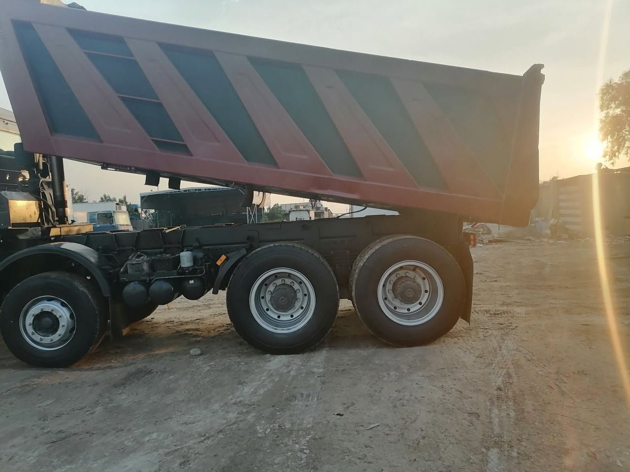 سلام عليكم اكتروز البيع مديل ٢٠٠٢ موديلة إيطالية مكينة ٤٦ دمعة مبدلة لاصراف لاتبخير دبل تاروسة كير قليج مجموعة اجيئف اربعة افحلة شاصي مكفولة سيارة مكفولة كفالة عامة اتصال *********** خاص ماجاوب الي مو شراي لايتصل
