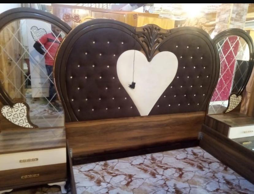 غرفة تركي ١٠قطع مستخدمه شي قليل كلش جديده ونضيفه السعر ٩٥٠ وبيها مجال مكاني الشرقاط


**إذا كنت صاحب هذا الإعلان وتريد حذفه لأي سبب، رجاءا أرسل رسالة إلى الدعم الفني**