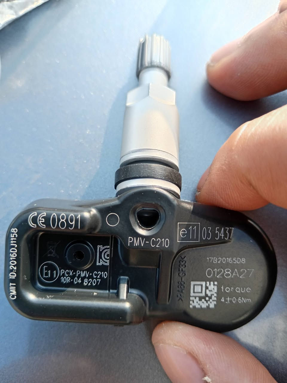 سلام عليكم شباب حساسات مال تايرات للبيع
رقمي***********
