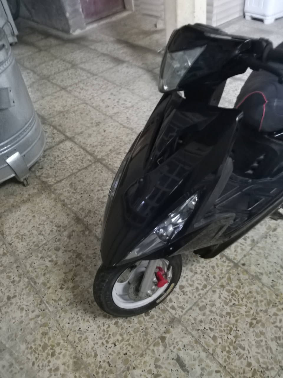 السلام عليكم للبيع دراجة
الماكس مضلع//سلف هندر كهرباء مكينة ناعمة شلعة معدل جاهزة نظيفة سعره400 بيها مجال بسيط
***********
