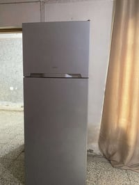 ثلاجة فستل • حجم كبير • شغالة تجميد