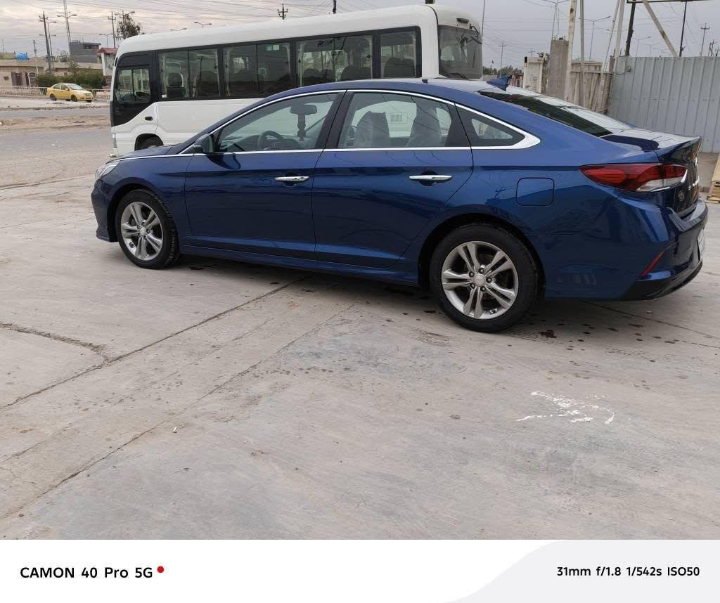 سلام عليكم 
للبيع او مراوس 
سوناته 2018 
اربيل سنويه صاقطه هل سنه 
جاملغ وبنيد بدون دواخل 
ماشيه 72 
سياره كلش جديده 
بصمه 
شاشه كامره 
كشن كهرباء 
تتفئه تبريد كشنات 
رادارات جانبيه 
اشاير بل مري 
بيبان بصمه يدات نيكل بلادي 
سياره احلا من الصور
مكاني بغداد الحسينيه 
سعر 130 
***********
اتصال او وتساب اكر, نينوى
