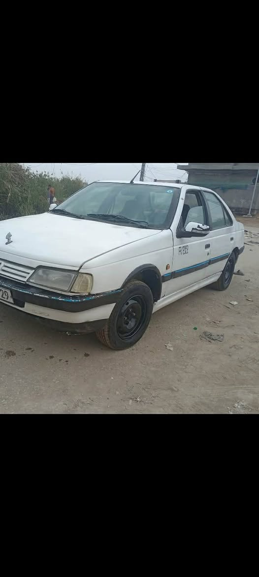 السلام عليكم ورحمة الله البيع بيجو  ٤٠٥ مكينه وكير جديدات حداديه جديده كهربايات شغاله تخم تاير جديد باتري جديد سياره  مكفوله تبريد شغال دولي بسمنه تحويل كبل سنويه عضم مجدد ٢٨ السعر 26ورقه مكان السياره الدوانيه قضاه الشاميه رقم المبايل ***********
