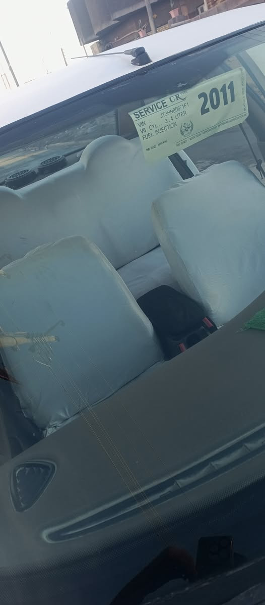 سمند موديل 11 مكينه كير مكفولات تبريد شغال السياره شوف العين بيهى تعمير مكان السياره ميسان سنويه لسبعه او عشرين سعر 38 بيهى مجال ستفسار ***********
