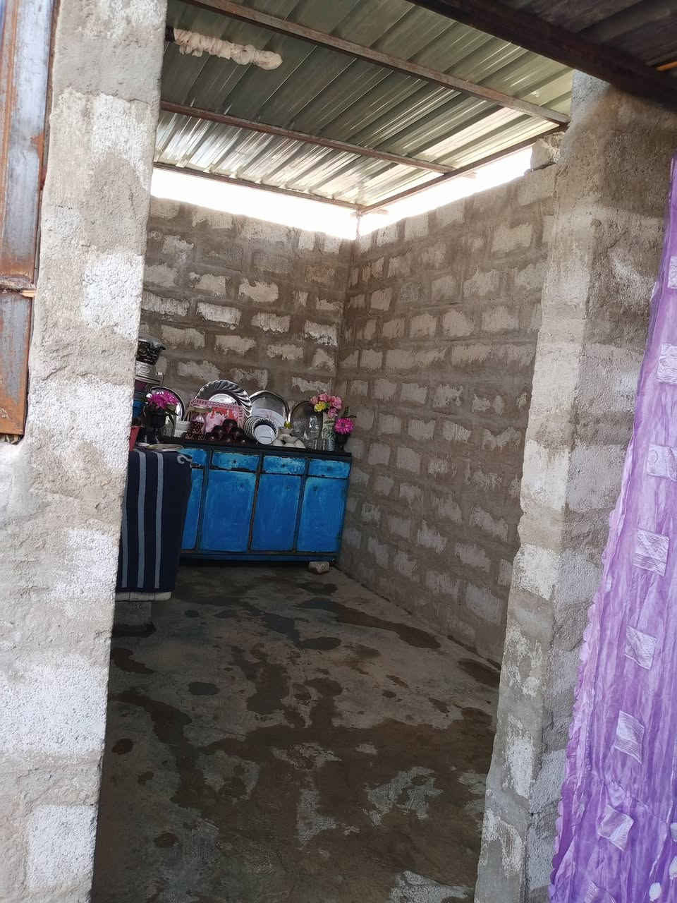 دار للبيع 100 متر مربع ودار تجاوز العنوان حي التنك قبل مقبره العماري قرب القنطره يبعد عن الشارع 200 متر كرت بلديه السعر 6, مليون تكون من غرفتين مطبخ حمام الصور المنشور‏‪***********‬‏👉👉
