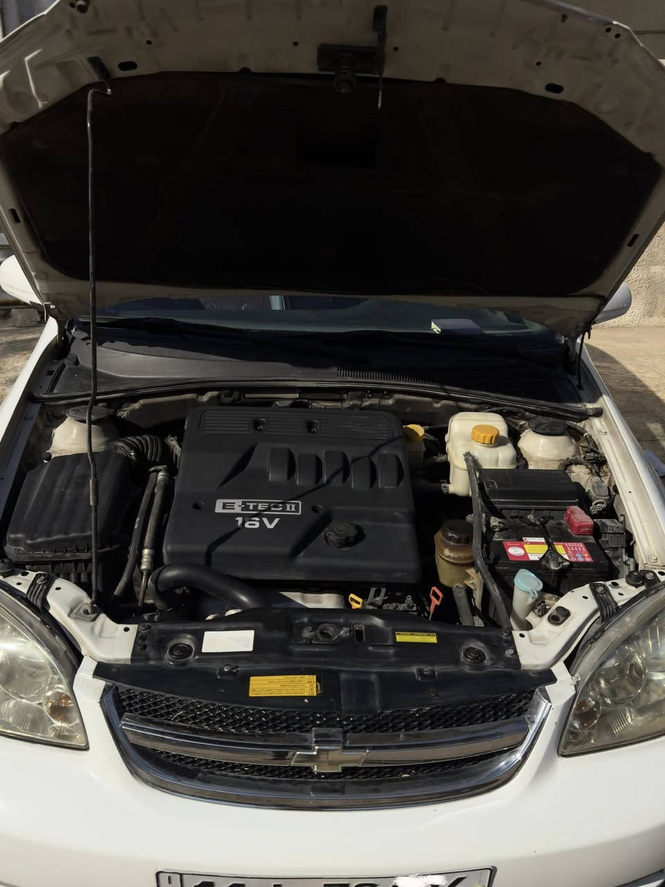 اوبترا 2012 رقم بغداد
ماشيه 95 الف 
سعر 90 $
هاتف ***********
