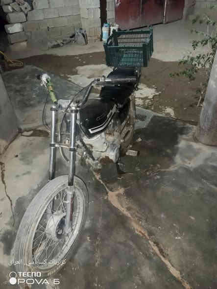 سلام عليكم دراجه رياضي إيراني 4 گير . محرك بالشرط لا صوت ولا صرف ولا نضوح عينه جديده زنجيل جديد بدون أوراق سعر 250 بيه مجال للشراي مكاني ناحية السعديه ***********

