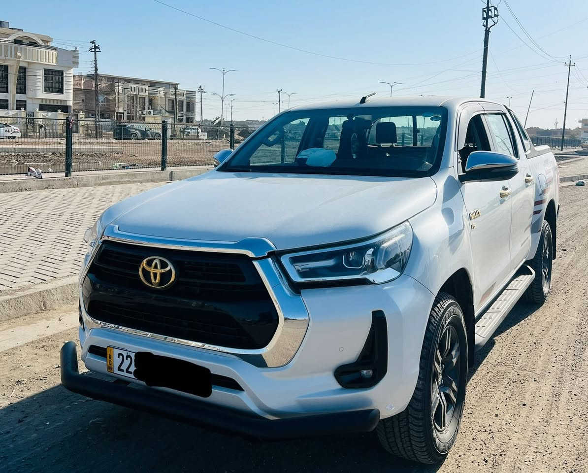 تويوتا هايلوكس 2024
V6 
مكفوله كفاله عامه
فول مواصفات - ماشيه 16 الف
المواصفات:
 + حساس أمامي وخلفي..
شاحن وايرلس +مثبت سرعة 
مانع انزلاق + كاميرا خلفية + شاشة كبيرة.
هوك أمامي 
 السعر : 385 وقابل للتفاوض
• المكان: بغداد - السيدية 
 للاستفسار: ***********
