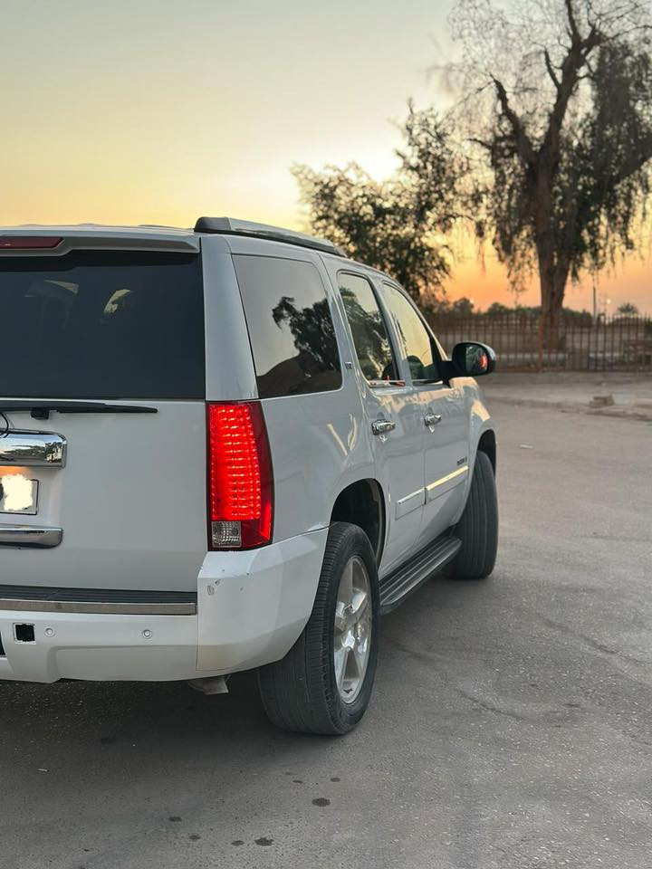 تاهو فول ايل تي زت جاهزه كله مابيه نقص كبل للتسجيل مديل 8 كشنات ملكي تخم تاير باتري مكينه كير حداده كله جاهزه مكاني البصره السعره 95 مجال بصيط بيه 
***********
