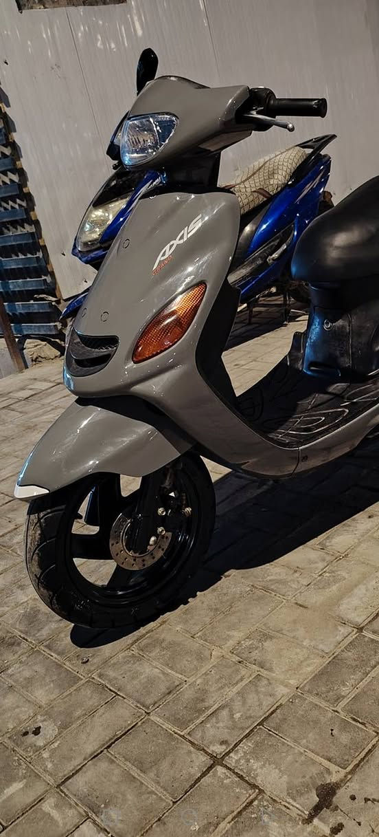 دراجة دولفين للبيع السعر ٥٥٠ وبيهه مجال الشراي يتصل عل الرقم *********** مكانهه السماوه كرهبايات شغاله مكينه ناعمه دراجه جديدة احله من الصوره
