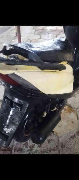 سلام عليكم دراجه  سرعه ميه أربعين  للبيع  350  الرقم *********** العنوان جسر ديالى القديم الطاقه  جامع طه
