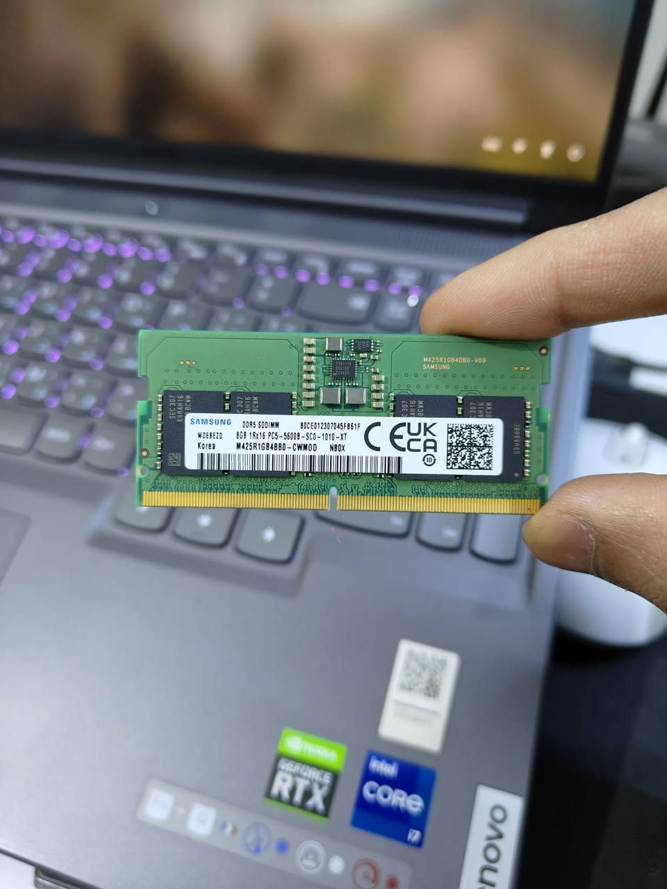 رامات لابتوب samsung اصلي مستخدم للبيع
مساء الخير
اخوان حدثت رامات لابتوبي و ذني القديمات ما بيهن شي بس ما احتاجهن بعد

الرامات 16GB كل واحد 8GB نوع DDR5 الحديث الي يجي ويه الجهاز  (lenovo legion) سرعتهن 5600

السعر 75 الف فقط للزوج و بيهن مجال
توصيل موجود


**إذا كنت صاحب هذا الإعلان وتريد حذفه لأي سبب، رجاءا أرسل رسالة إلى الدعم الفني**