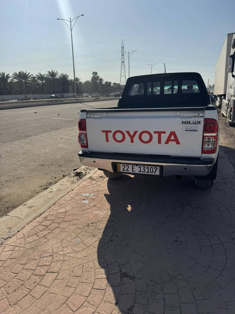 لسلام عليكم تيوتاهايلوكس 2013فورويل عالي رقم أربيل بسمي هزه جديده ماشيه 145الف السياره بس الباب مال البدي الوره مصبوغ والباقي كفاله عامه من الباردوالصبغ مكينه ممفتوحه تخم تايرالسياره جديده السعر235اوبيهه مجال للستفسارهاتف *********** مكان السياره بغدادالشعب
