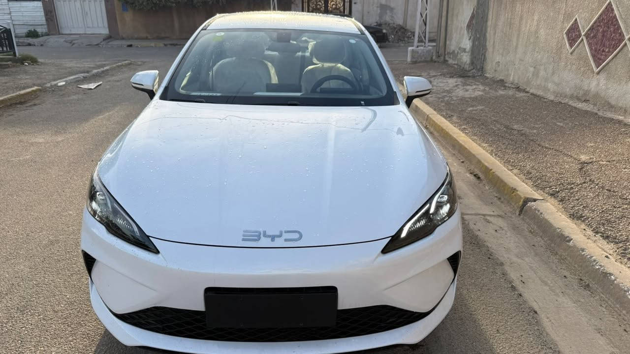 بي واي دي موديل 25 زيرو بدون رقم
نوع سيل 5 
سعر 135 ورقه 
مكاني بغداد حي الاعلام رقمي 
***********
كفاله عامه
