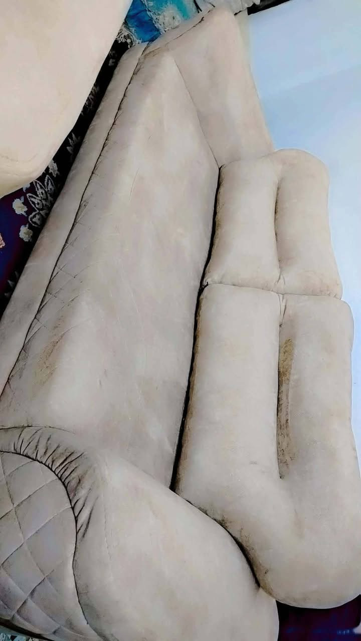 #عندي أغراض مستعمله للبيع الاستفسار مراسله الصفحة @إشارة


**إذا كنت صاحب هذا الإعلان وتريد حذفه لأي سبب، رجاءا أرسل رسالة إلى الدعم الفني**