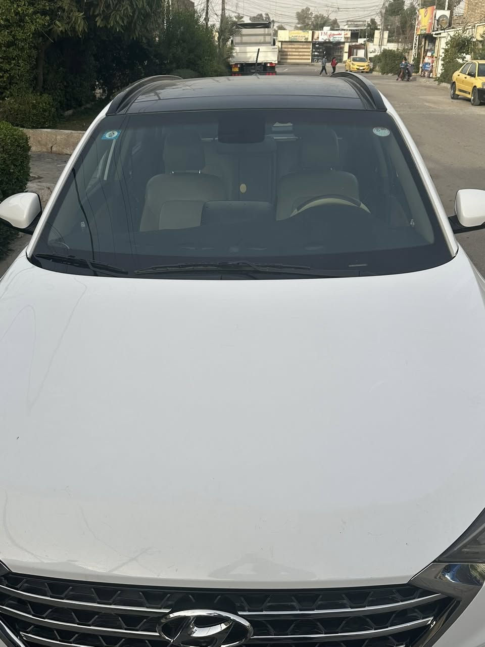 تحيه طيبه السلام عليكم
توكسان2019خليجي 

ماشيه 107

مكينة 2000 دوش 

كشنات جلد يبجي 
دشبول صاج 
شاشه كامره 

تحكم ستيرن 

حساس خلفي أمامي 

مقاعد كهرباء 2

تبريد أمامي خلفي 

كامره خلفيه 

مري شفط 

اشاير بلمري 

ترحيب على بعد 

لد امامي خمس عدسات 

ويل كب 

قمارة بانرامة

مكفوله رقم بغداد 

 السعر ٢٠٠ ورقة وبيها مجال 

أي استفسار رقم صاحب السيارة 
***********

مكان بغداد الزعفرانية
