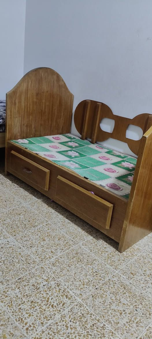 السلام عليكم تخوته عدد 2 للبيع مثل مامبين بصوره جدد وخشب مضبوط قفلهن 175الف


**إذا كنت صاحب هذا الإعلان وتريد حذفه لأي سبب، رجاءا أرسل رسالة إلى الدعم الفني**