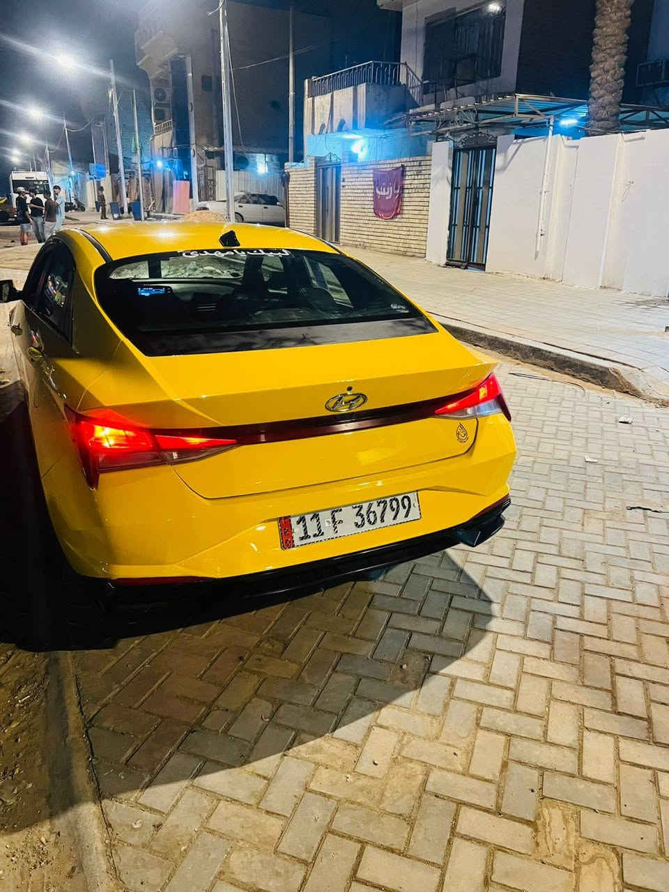 السلام عليكم النترا موديل 21 وارد امريكي
حادثها بنيد مبدل فقط بدون دواخل 
سياره كير مكينه خير من الله كير ايتي تبريد حداديه جاهزه السياره منضومه غاز شادلها سياره مابيها اي نقص سعر $127 بيها مجال مكاني بغداد المدينه 
***********
