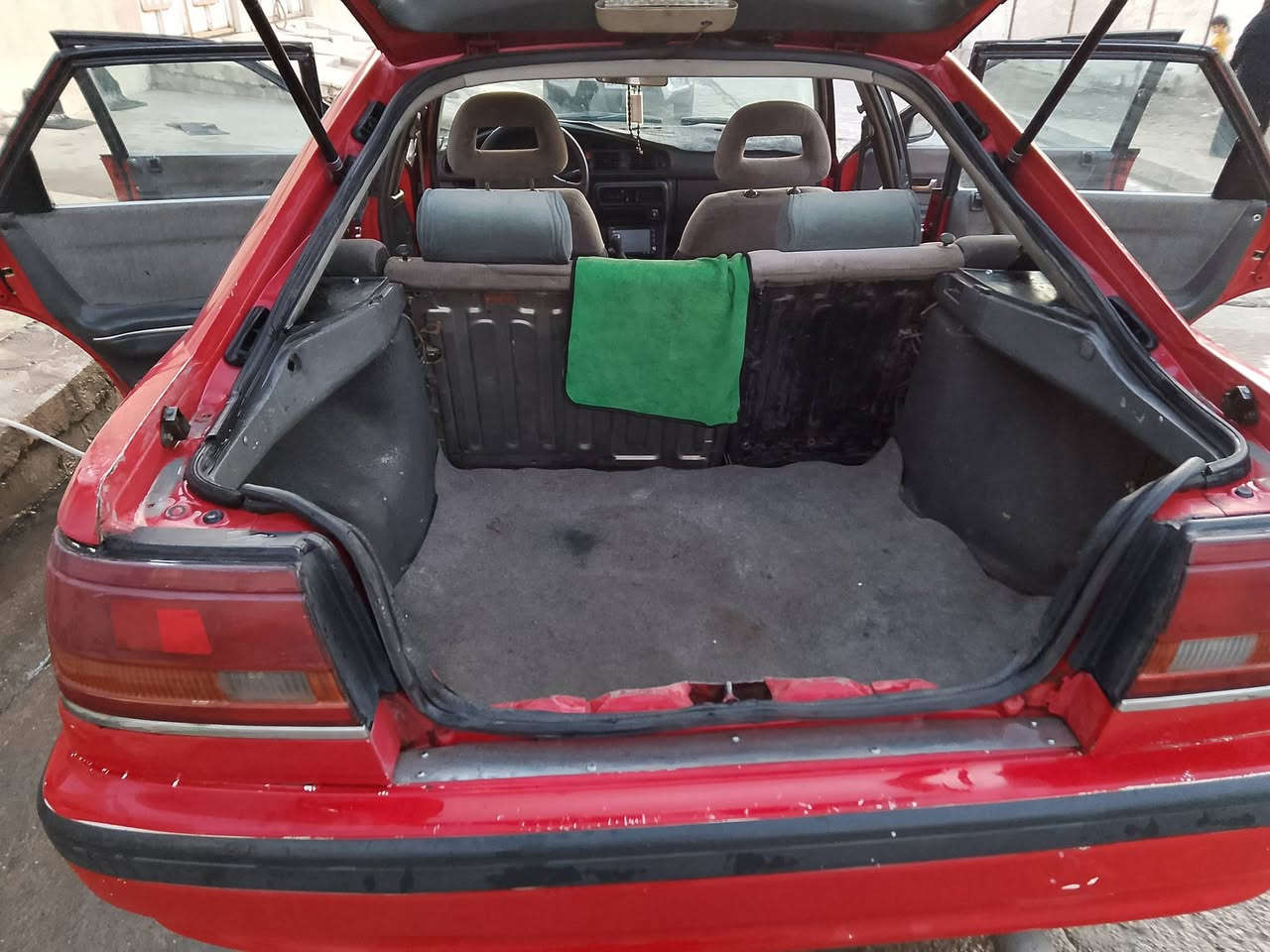 626 موديل 91 محرك كير شرط 12 بخ كابريته تنته كهرب جامات كهرب ستيرن بور قفل مركزي تدفئة نار ضرر جاملغ السكن
وايرمنيه كلها شغاله طخم تاير جديد سعرها 33 وبيها مجال 
***********
