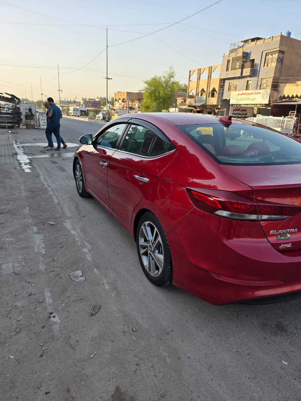 النترا 17 limted فول مواصفات بأسمي سنوية قبل كم شهر رقم بغداد انكليزي سيارة نظيفة وجاهزة مال بيت محرك كير خير من الله 
سيارة فتحة بصمة تبريد بيانو كشن كهرباء..
بيها منظومة غاز وجدا اقتصادية عليه هاتف ***********واتس
