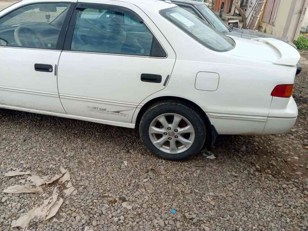 كامري خليجي رقم اسلمانيه تحويل مباشر  بيه 3قطع رش بدون معجون محرك 4 مكفول كير مكفول صدر امامي خلفي جديد تايرات جديد لسيارة جاهز اسعر 85 وبيه مجال الستفسار اتصل *********** العنوان صلاح الدين الضلوعيه ترهم امروس اكيه وبيكم
