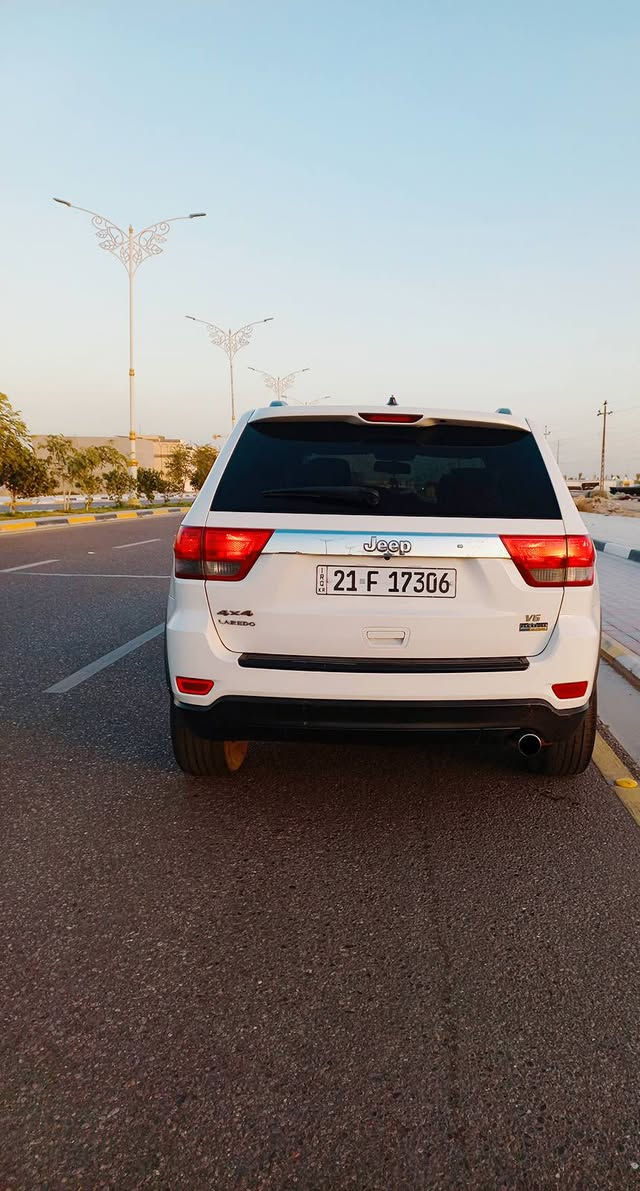 جيب لاريدو 2012 وارد 
رقم سليمانيه 

محرك 6.  بدون ايرباك

مواصفات لاريدو المعرفة

سياره جديده اي نقص ما بيها على ايدي

السونار مرفق ربع باب فقط 

مكان السياره كربلاء

سعر 180$

الي يرغب يتفضل

***********
