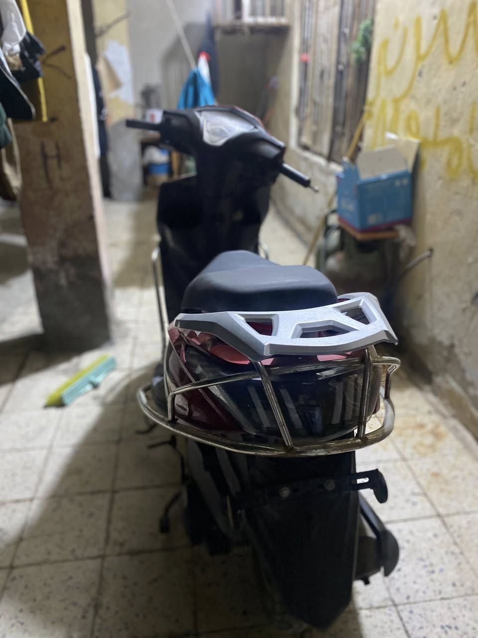 السلام عليكم دراجه سبيسي
محرك ما مفتوح ما ملعوب بيه وضع الشركه. ٣تبديله دهن

مكاني ابي الخصيب الرجاء الي مو شراي لا يتصل
الرقم***********
